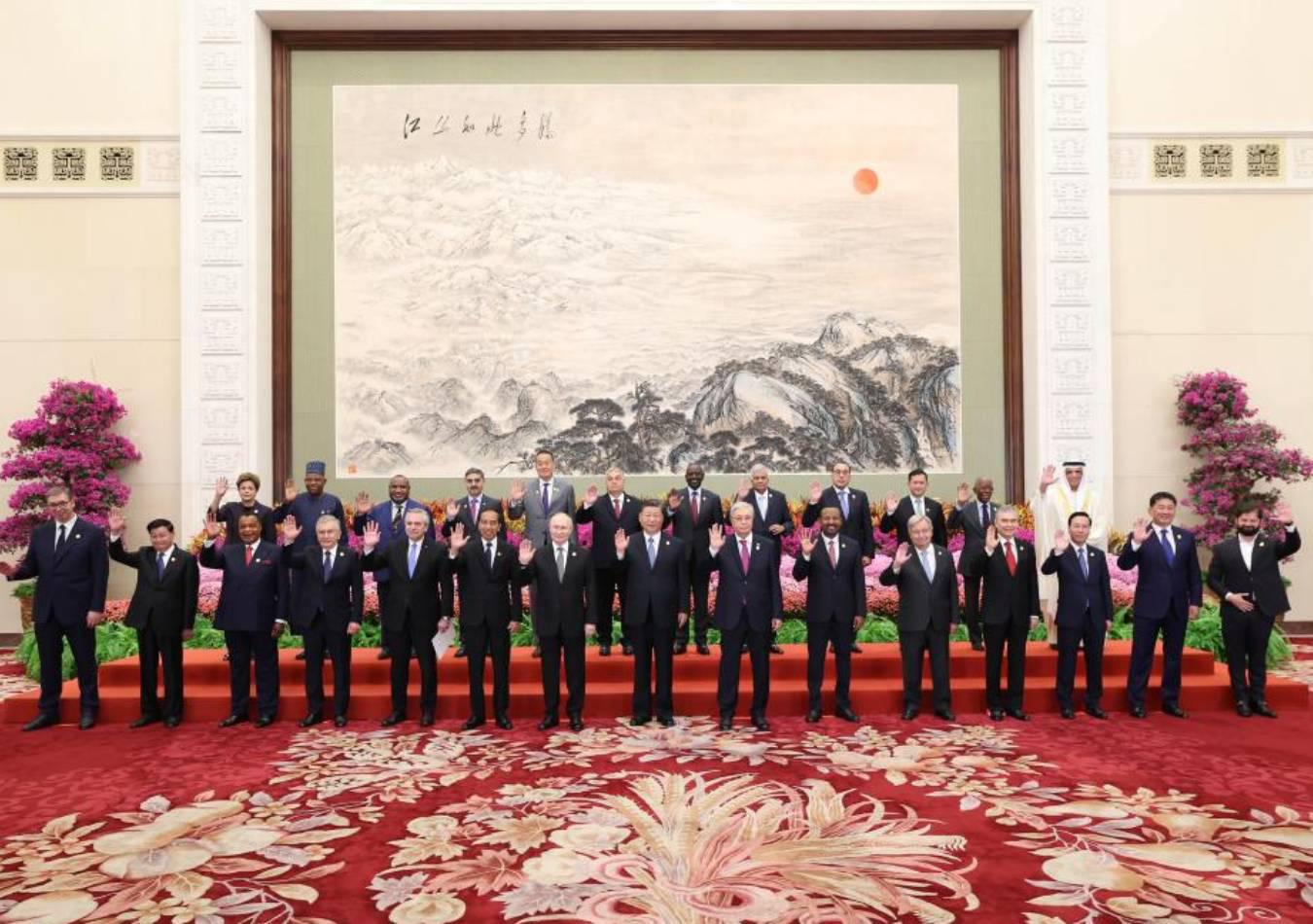 El III Foro de Rutas de la Seda cerró con acuerdos por 97.200 millones de dólares. (Foto: Xinhua)