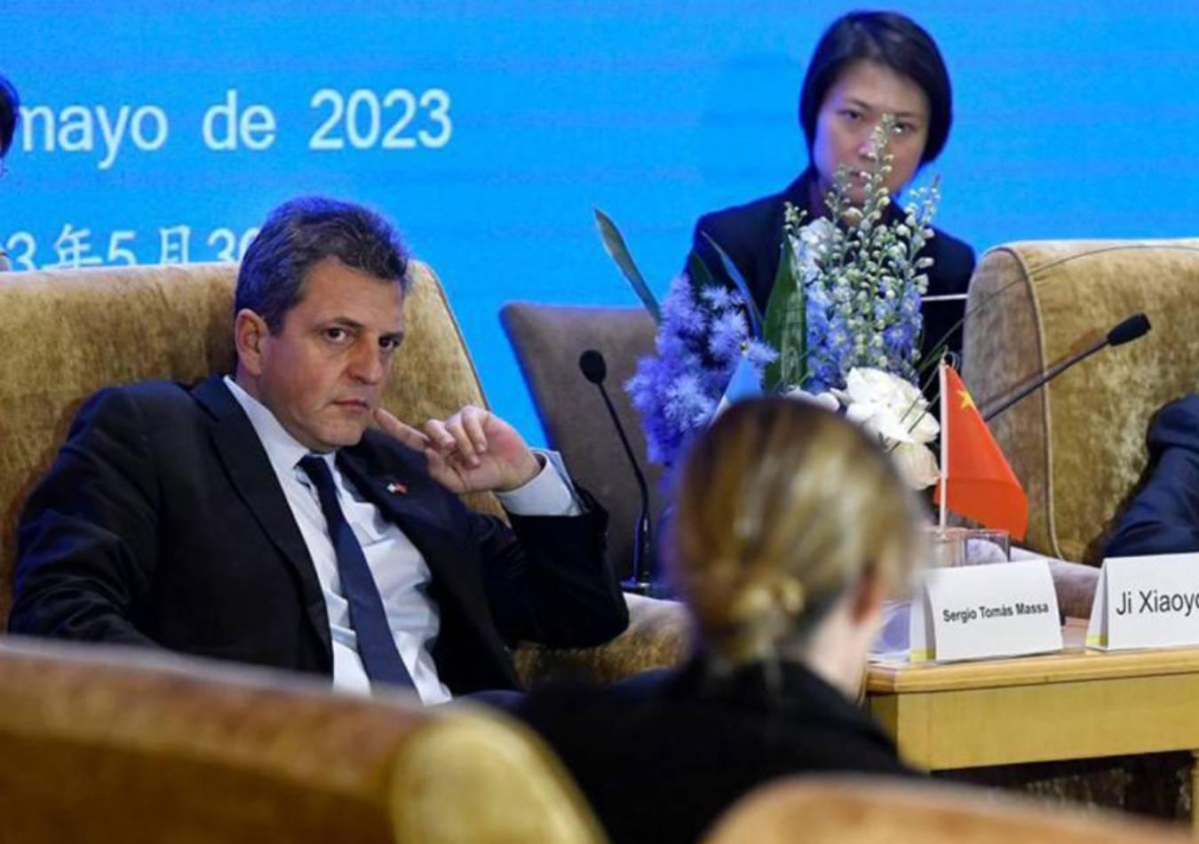 Sergio Massa acordó con firmas chinas desembolsos por mil millones de dólares. (Foto: Prensa)