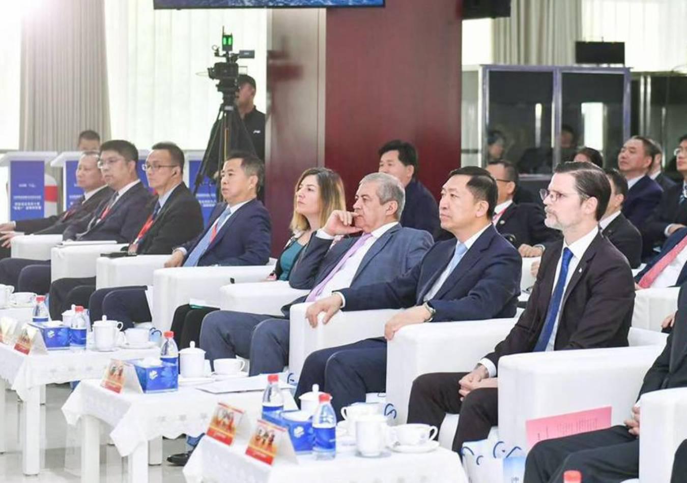 (Foto: Corporación Nacional Nuclear de China - TELAM SE 2022. Queda expresamente prohibida la utilización de este contenido sin citar la autoría de TELAM, la omisión de este requisito es violatorio del Régimen Legal de la Propiedad Intelectual, Ley 11.723. lo que habilita el reclamo de nuestros derechos por vía judicial)